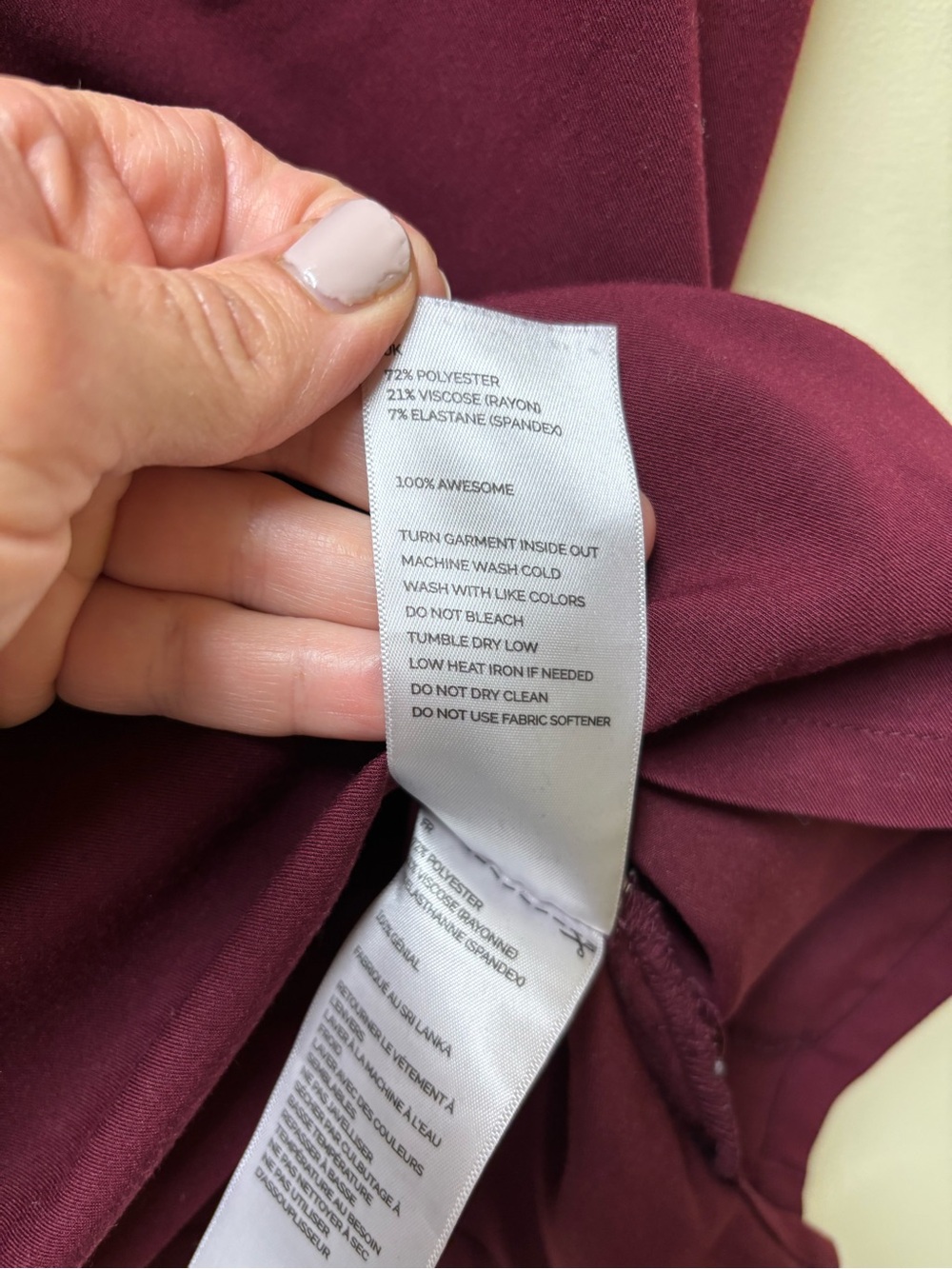 FIGS Casma Burgundy Scrub Top FW1100 Small - Picture 7 of 9